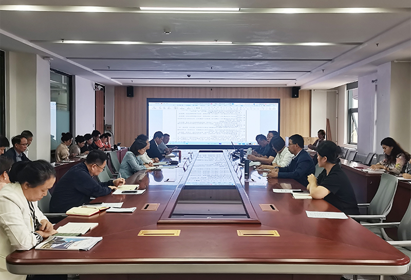 学校召开观测点支撑材料目录制定1.0版校内审核推进会